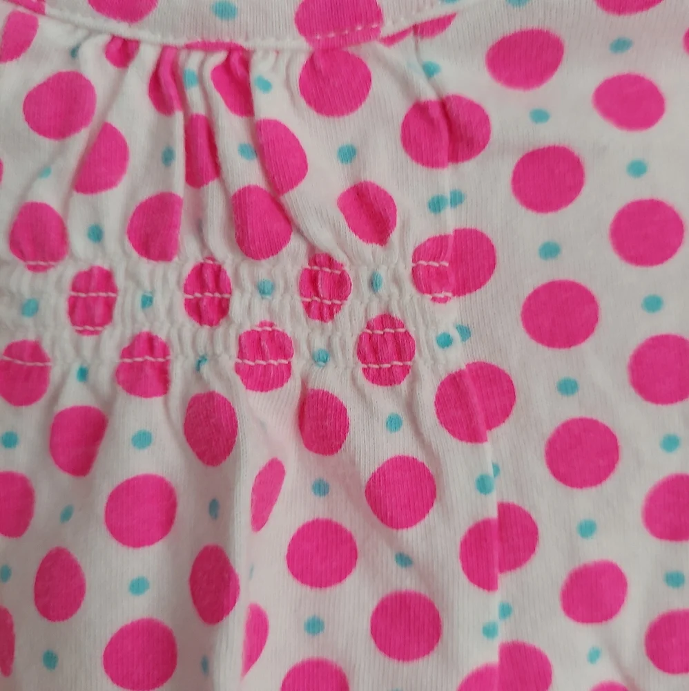 🎁 10/$25  Hot pink 18 month dress. Polka dots and bows with pockets.